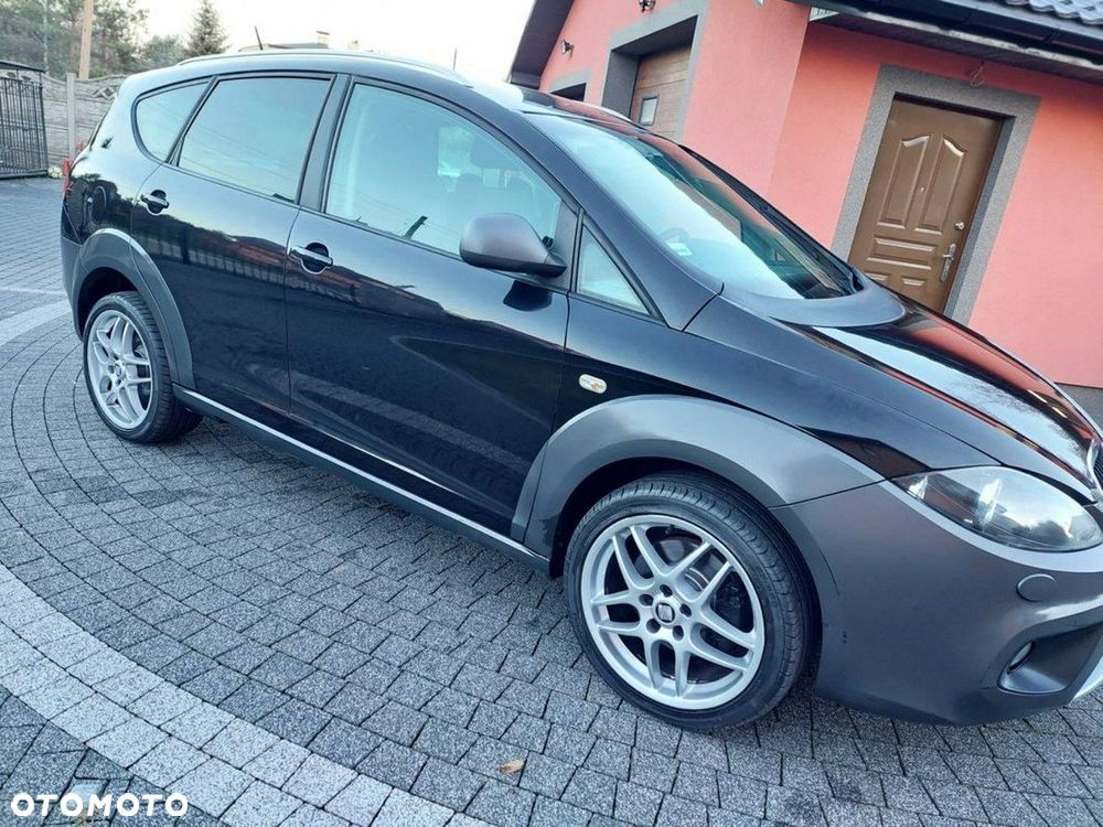Seat Altea XL 2.0 TDI 4x4 Freetrack - 4
