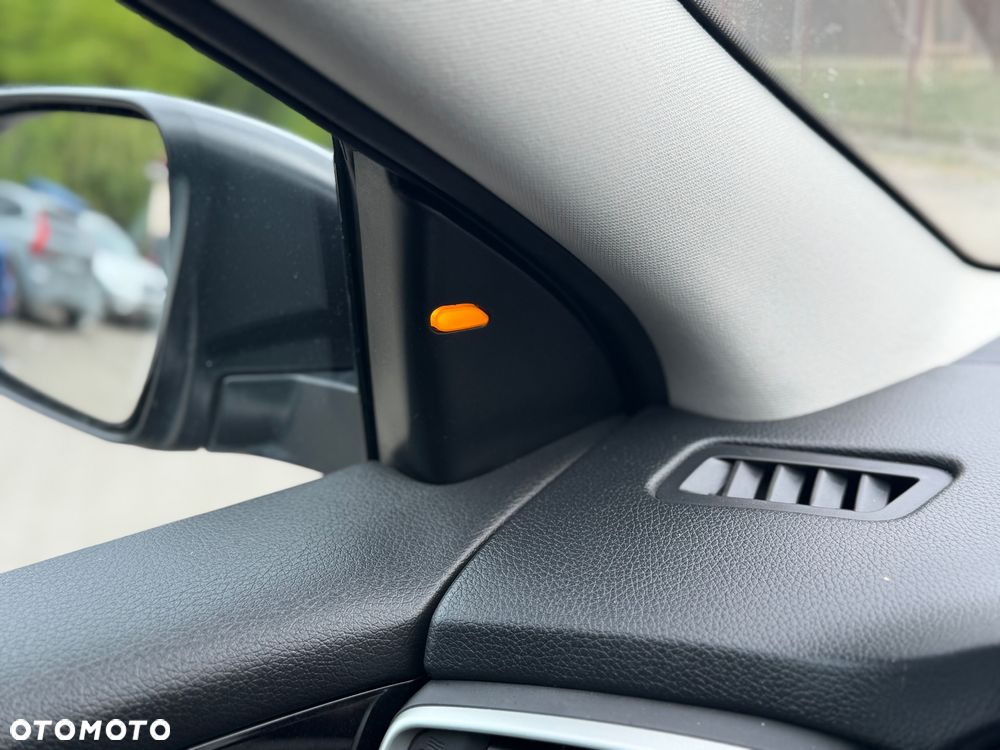 Nissan Qashqai 1.6 DCi Black Edition EU6 - 38