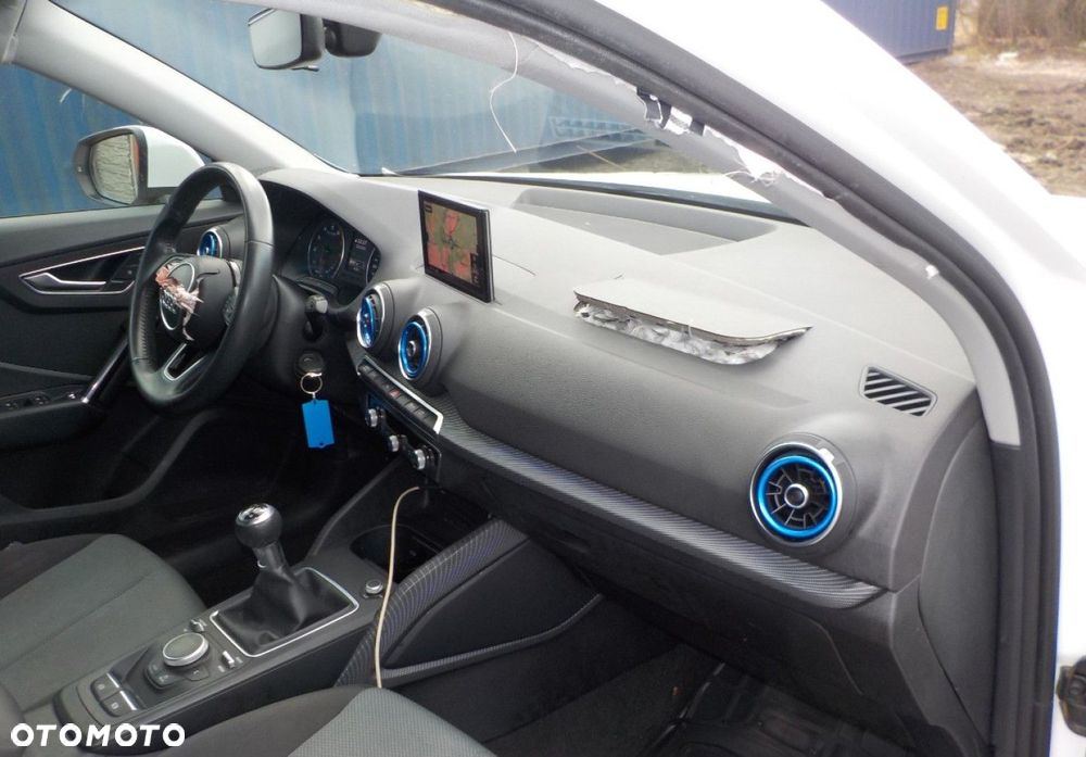 Audi Q2 - 18