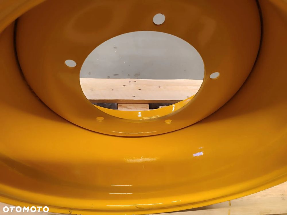 Felga 14X24 JCB 530-70 - 9