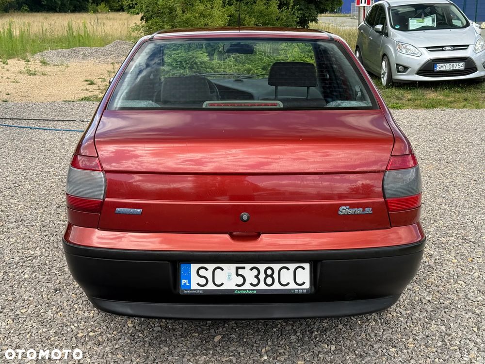 Fiat Siena - 8