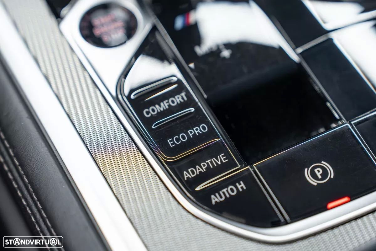 BMW M850i xDrive - 55