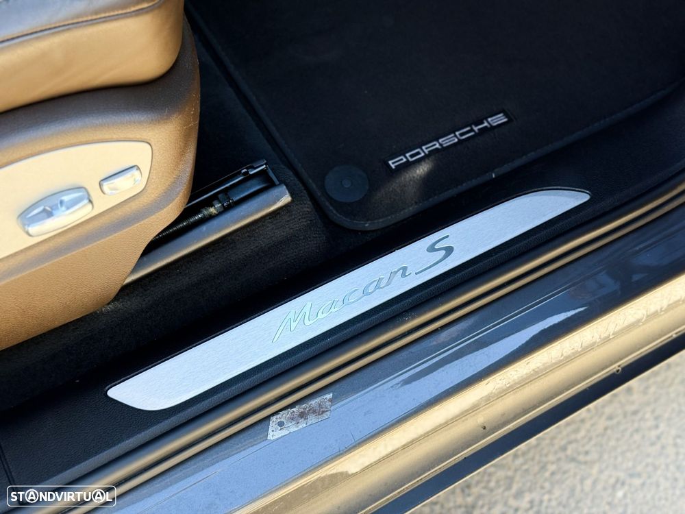 Porsche Macan S - 43