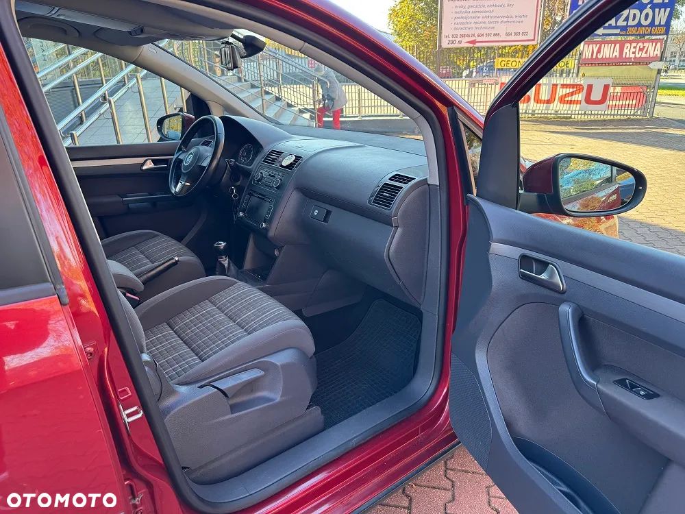 Volkswagen Touran 1.4 TSI Cross - 17