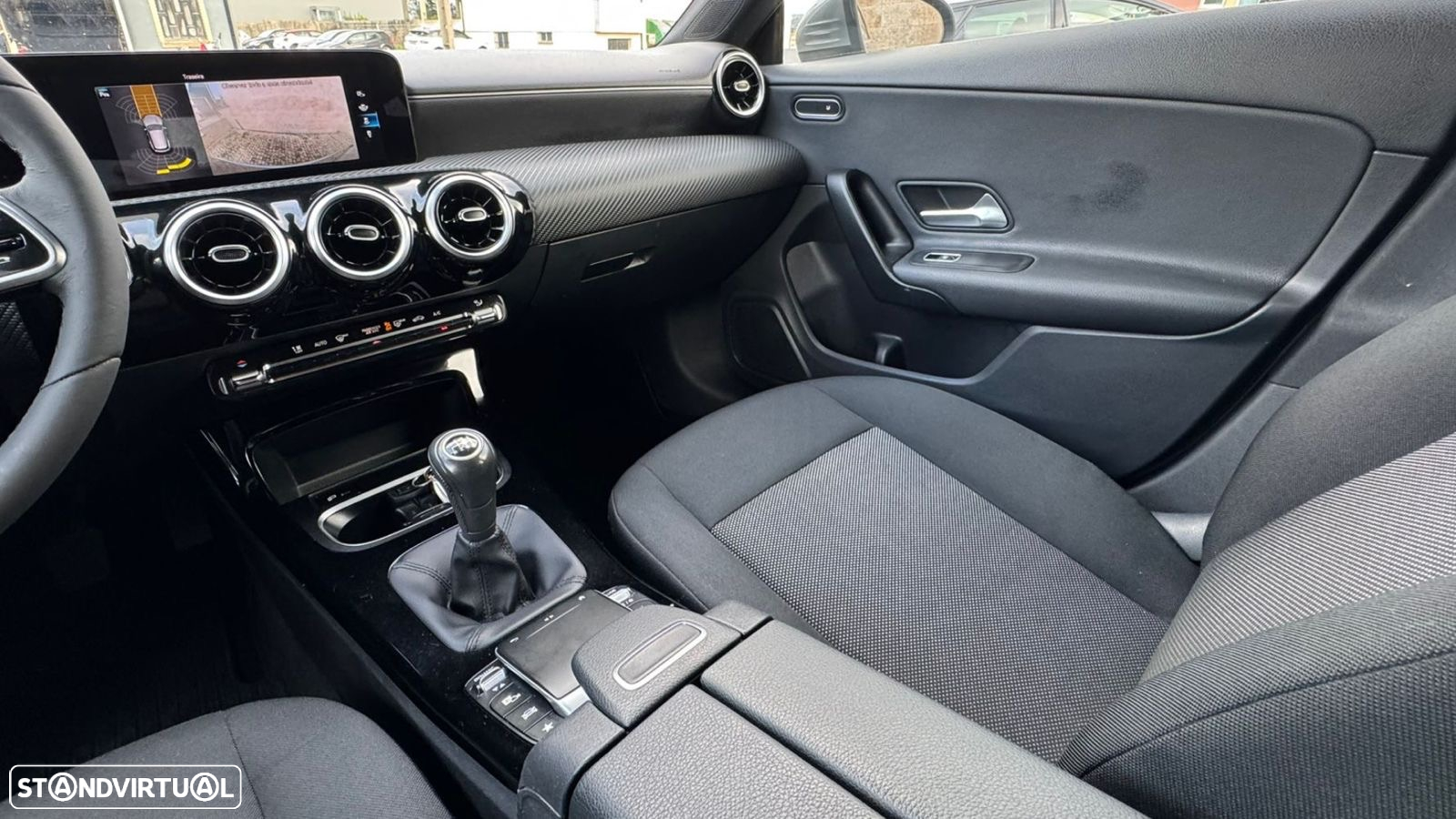 Mercedes-Benz CLA 180 d Shooting Brake Style - 13