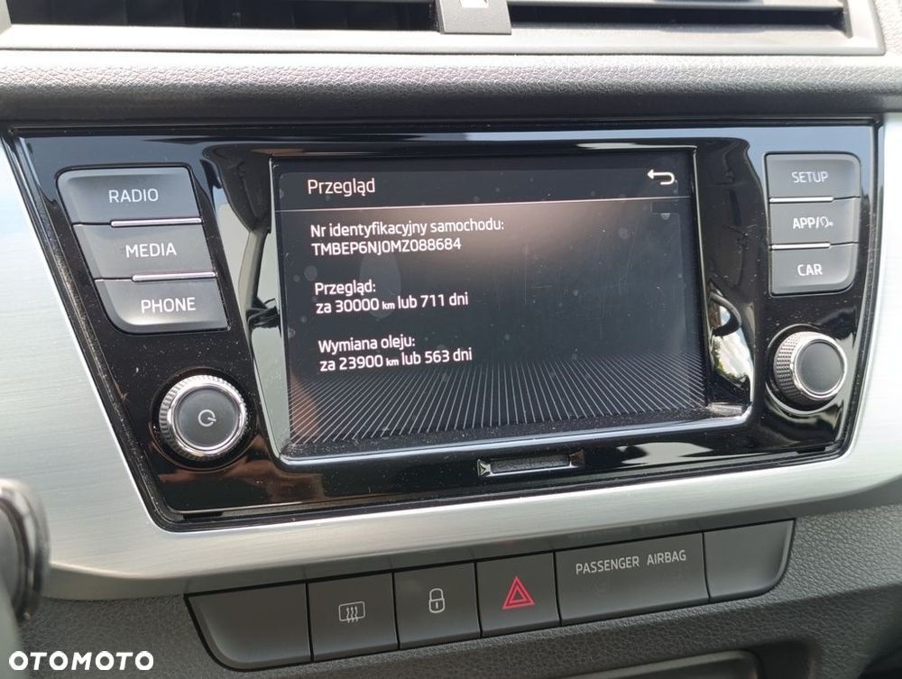 Skoda Fabia 1.0 TSI Ambition DSG - 32