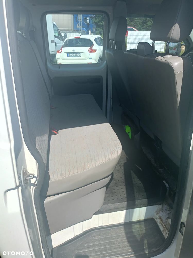 Volkswagen T5 - 15