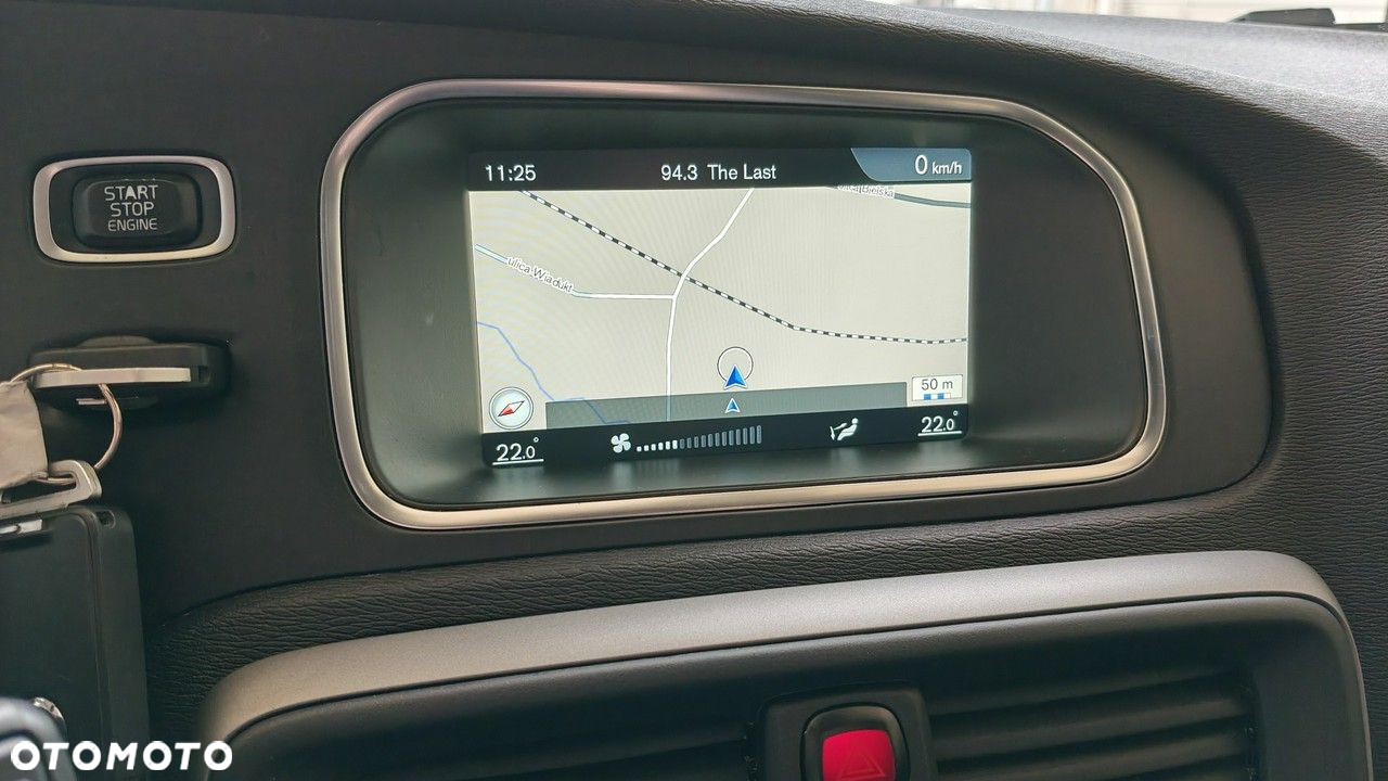Volvo V40 D2 Drive-E Momentum - 20