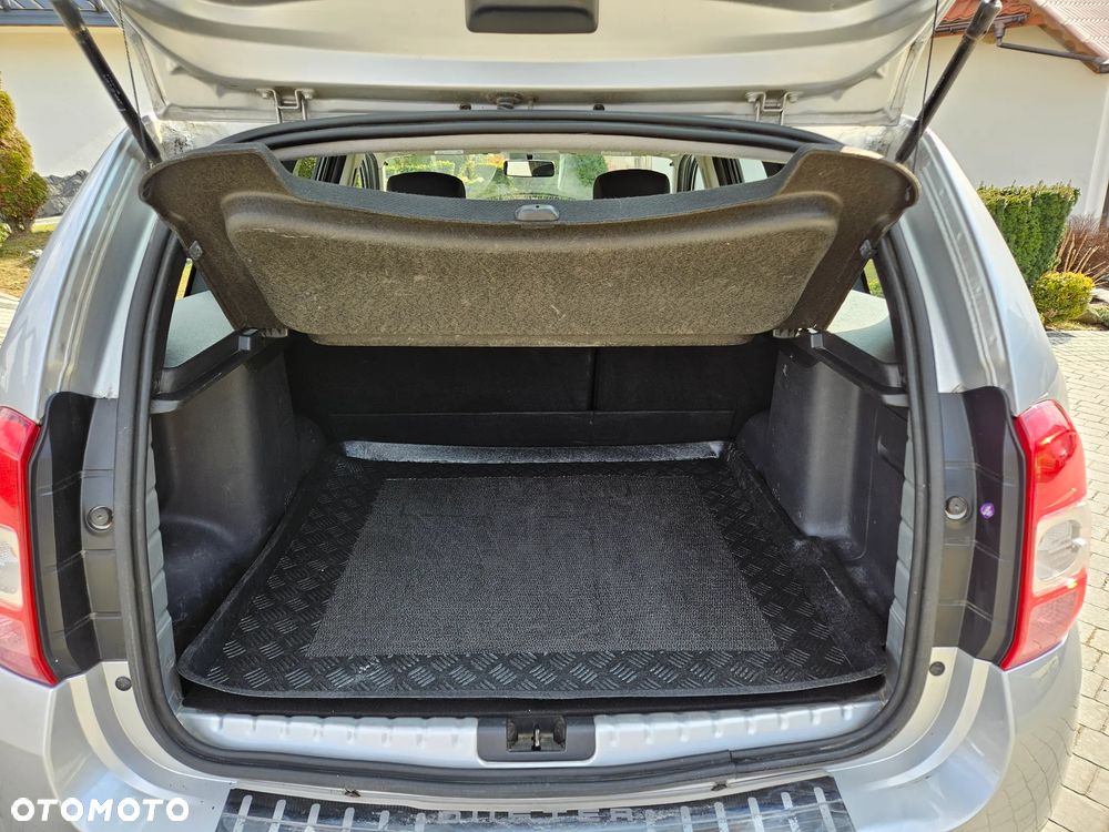 Dacia Duster 1.6 SCe Laureate 4x4 S&S - 12