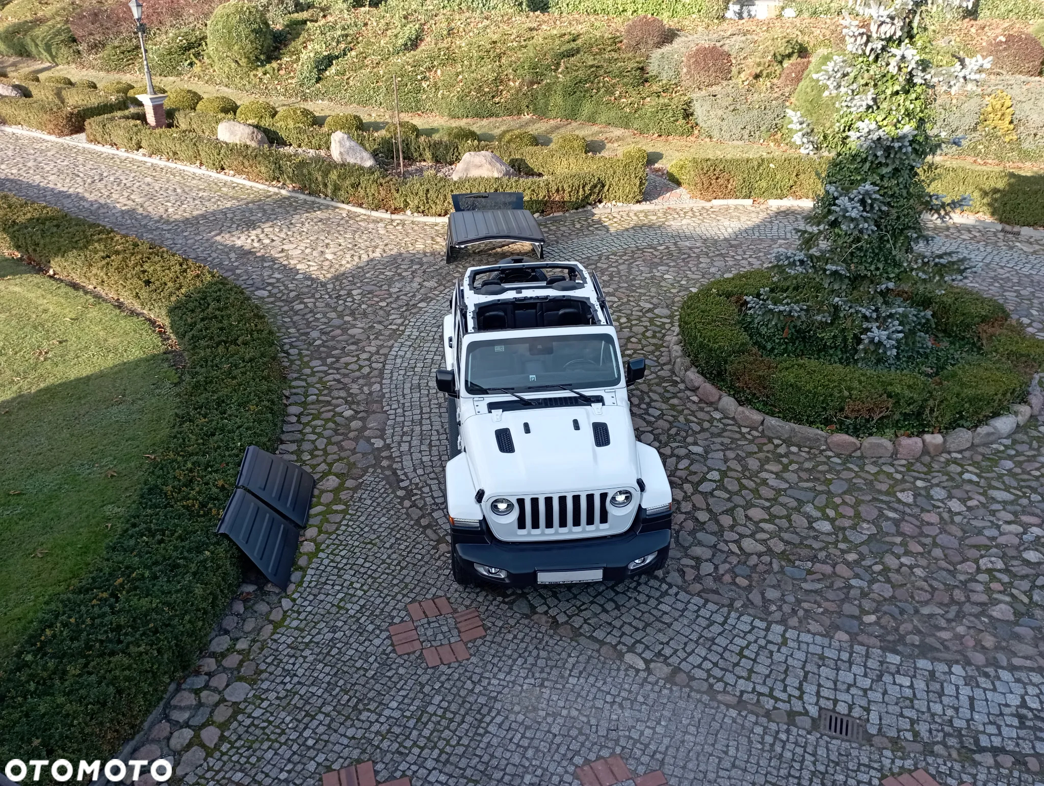 Jeep Wrangler - 28