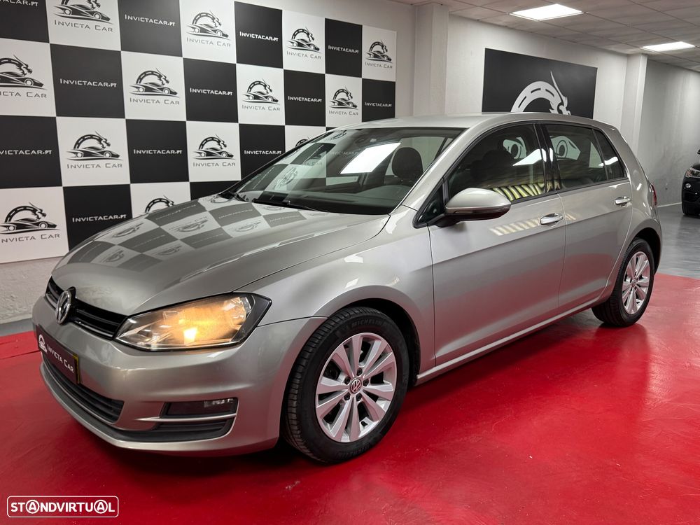 VW Golf 1.6 TDi Confortline - 4
