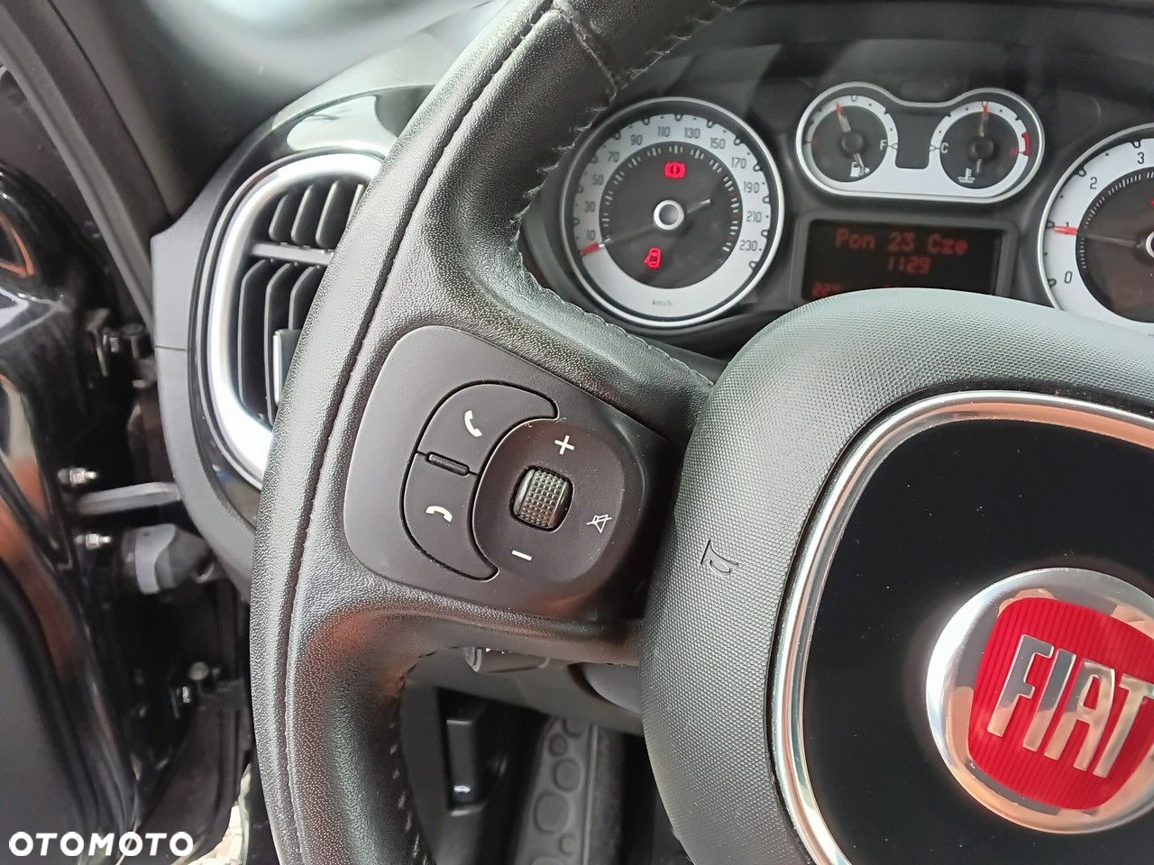 Fiat 500L 1.4 16V T-Jet Beats Edition - 26