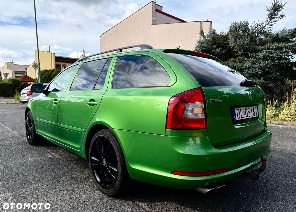 Skoda Octavia 2.0 TDI DPF RS - 5