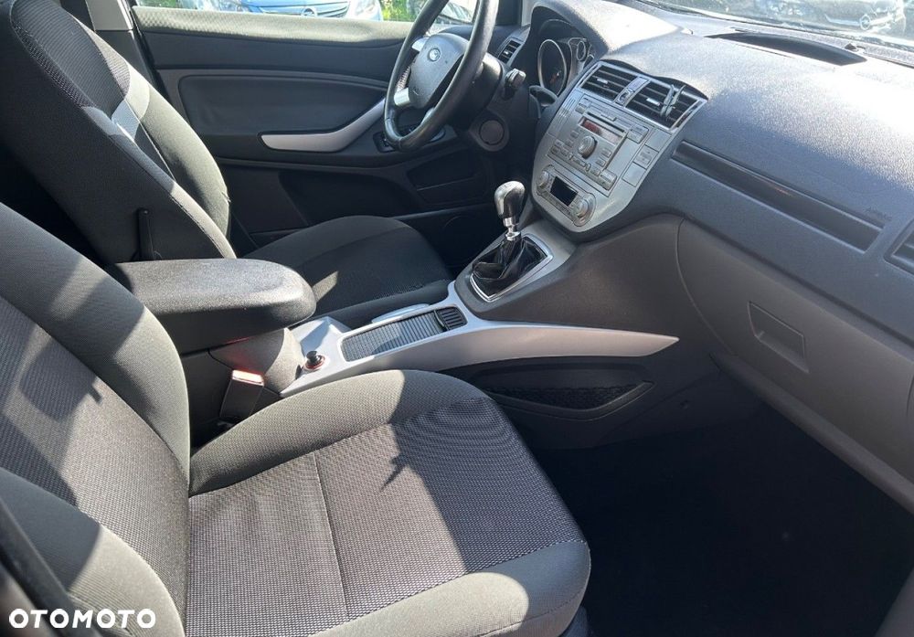 Ford Kuga - 13