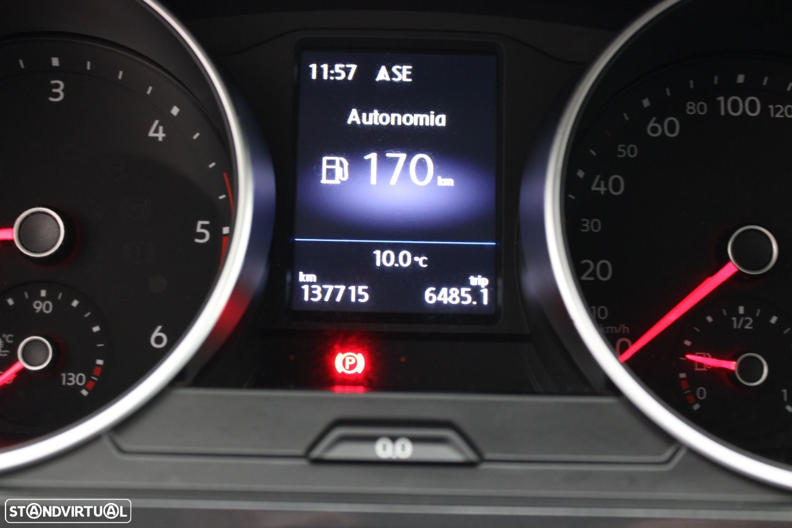 VW Tiguan 1.6 TDI Confortline - 36