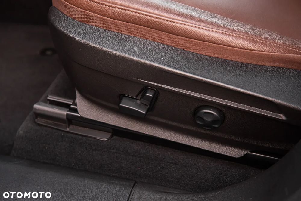 Alfa Romeo Stelvio 2.0 Turbo TI Q4 - 24