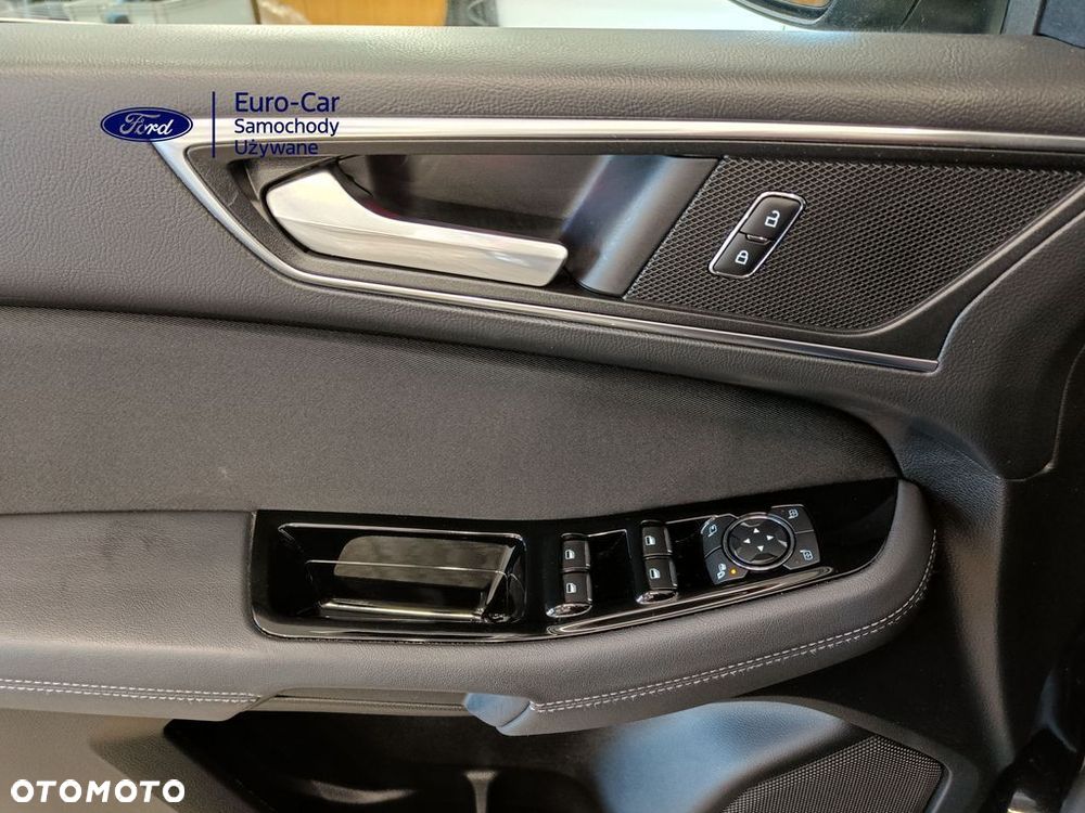 Ford S-Max 2.5 Duratec FHEV (7-Sitzer) TITANIUM - 28