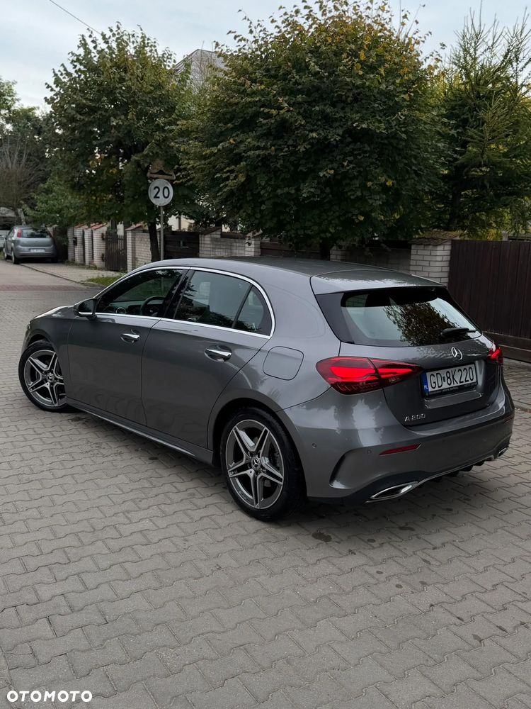 Mercedes-Benz Klasa A 200 AMG Line 7G-DCT - 3