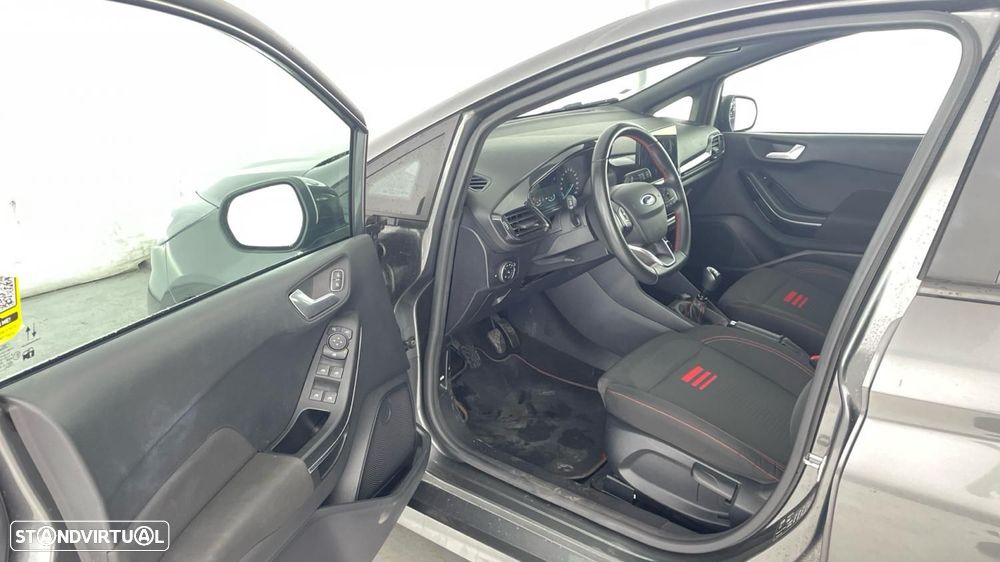 Ford Fiesta 1.0 EcoBoost ST-Line - 11