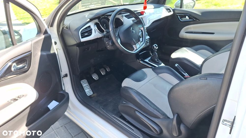 Citroën DS3 1.6 THP SportChic - 2