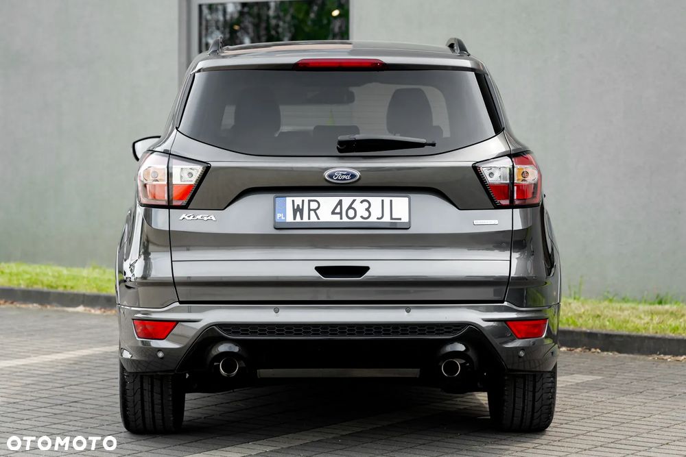 Ford Kuga 1.5 EcoBoost 2x4 ST-Line - 39
