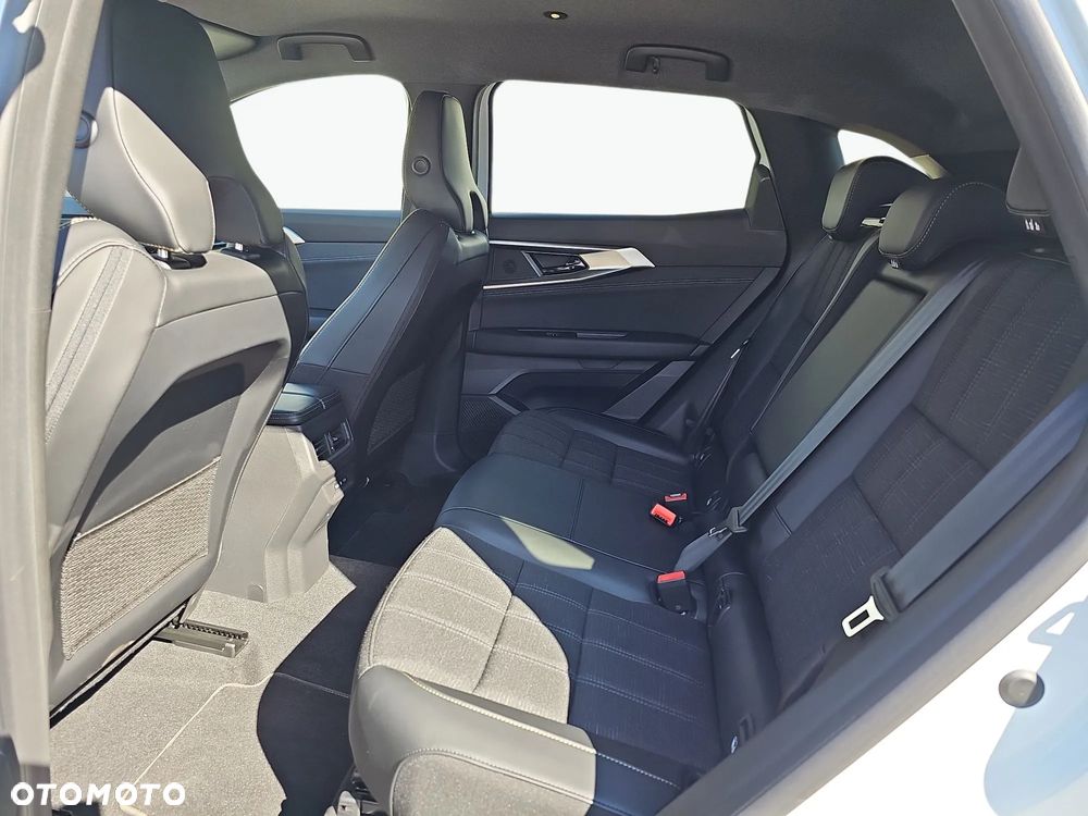Renault Austral 1.3 TCe mHEV Iconic - 11
