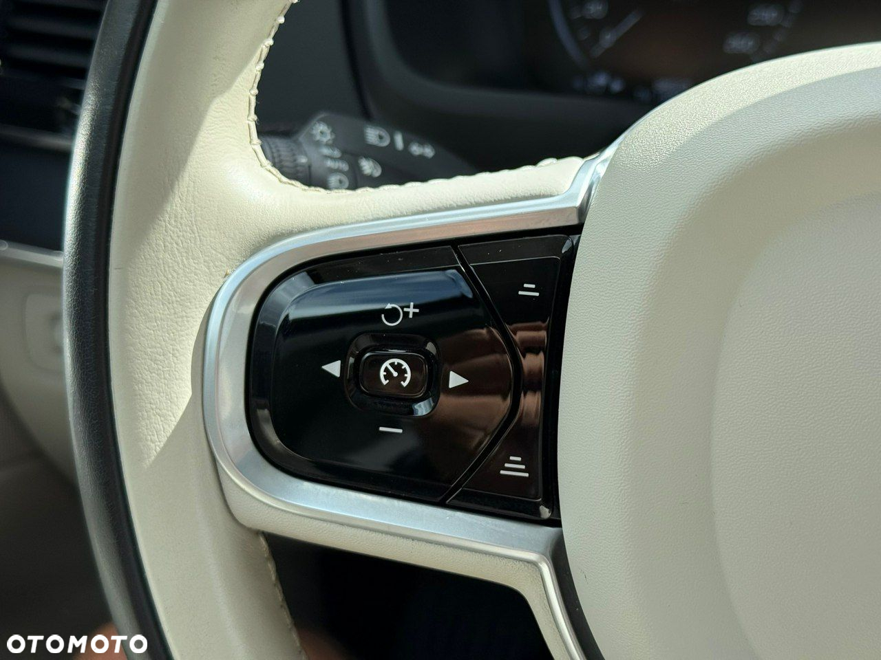 Volvo XC 90 T6 AWD Inscription 7os - 27