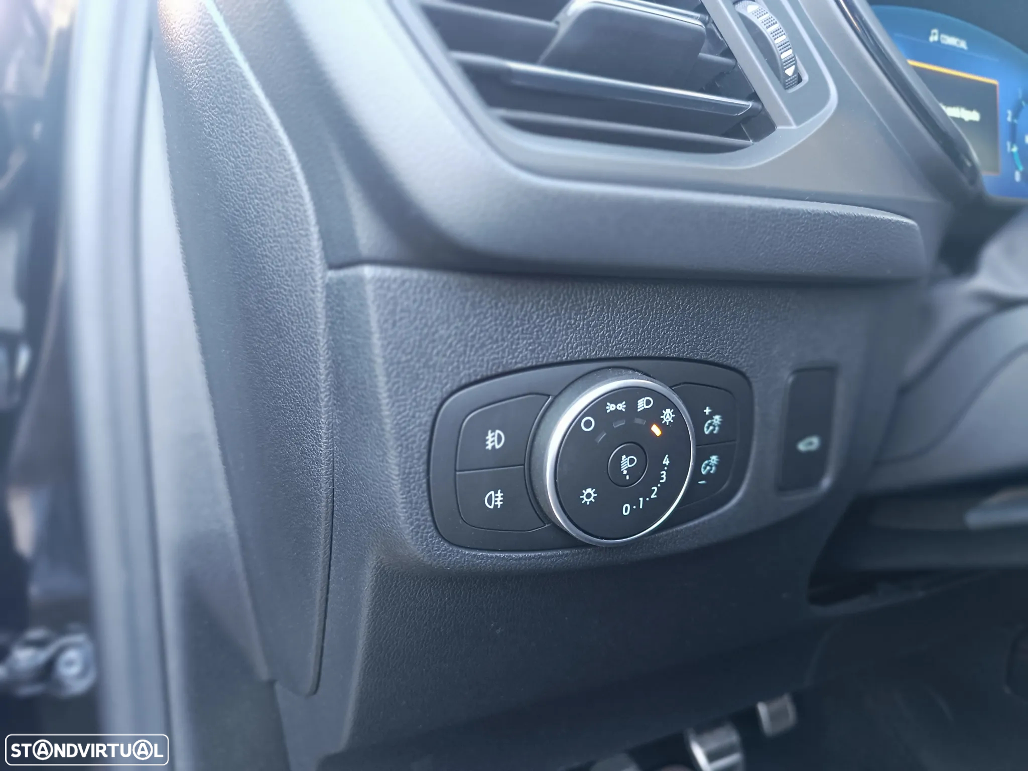 Ford Focus SW 1.0 EcoBoost MHEV ST-Line X - 15