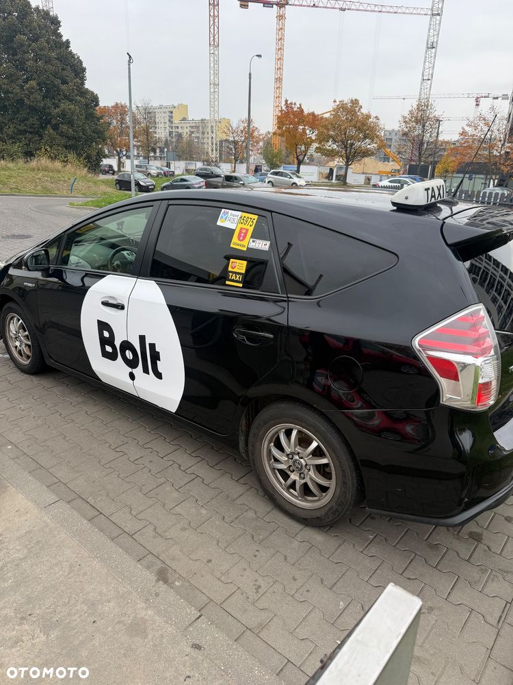 Toyota Prius+ - 7