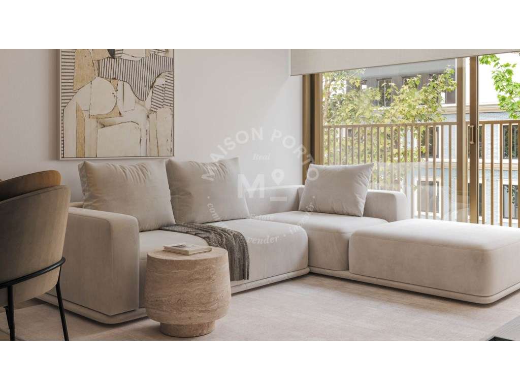 Apartamento T1 com Varanda e Lugar de Estacionamento inserido em Co... - Grande imagem: 4/33