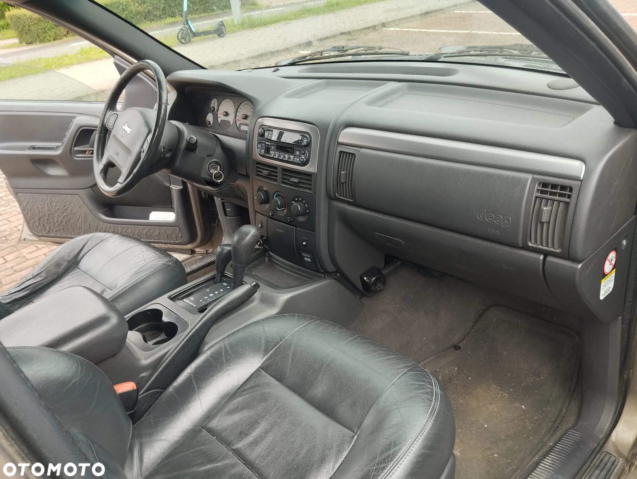 Jeep Grand Cherokee 4.0 Laredo - 11