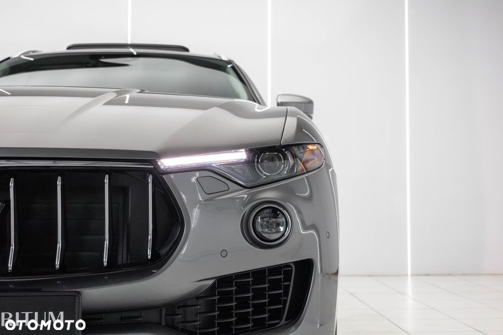 Maserati Levante - 11