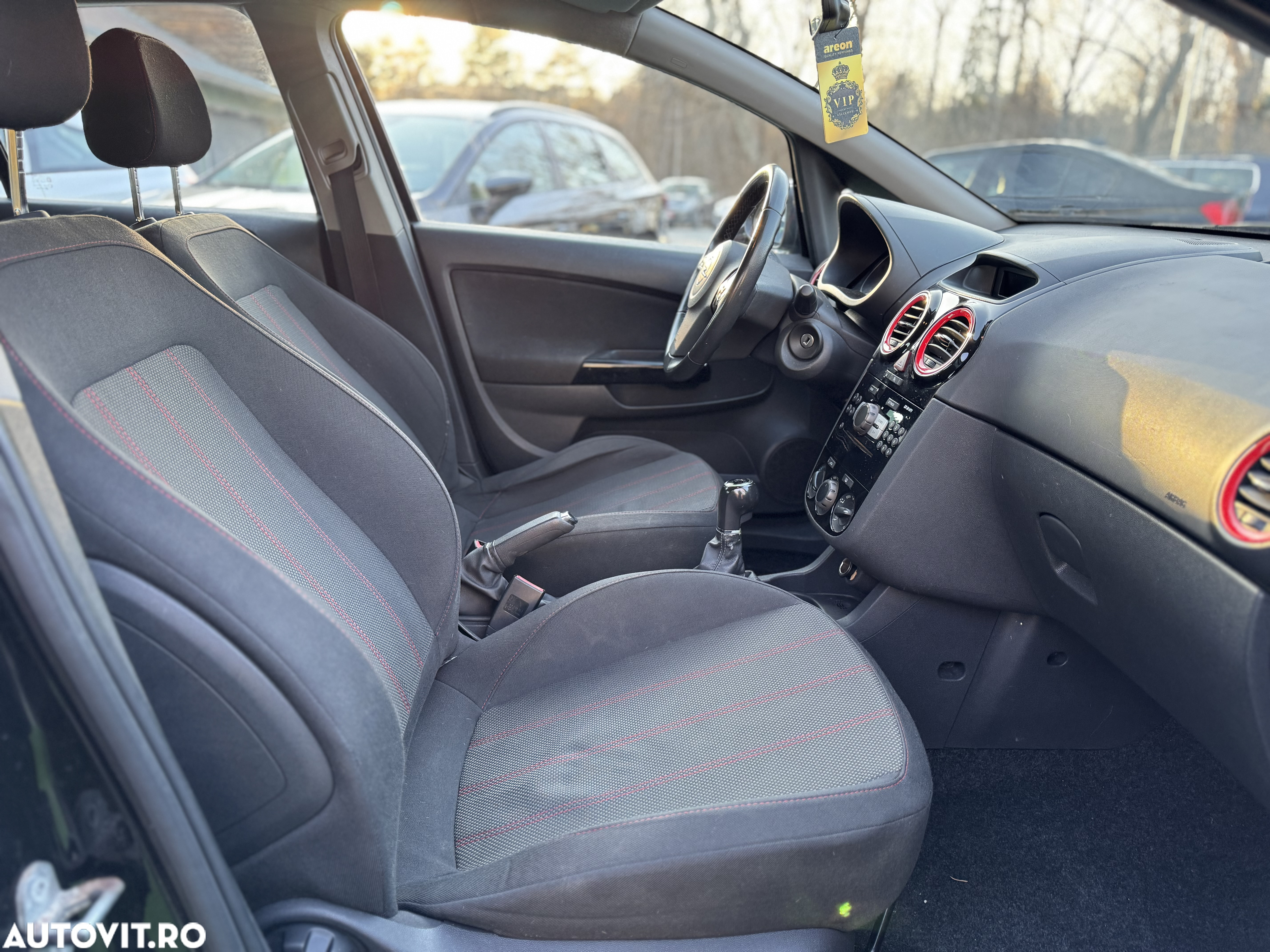 Opel Corsa 1.4 Edition - 6