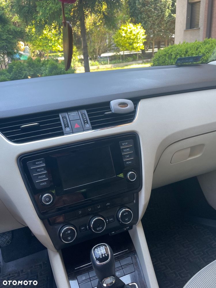 Skoda Octavia 1.4 TSI Elegance - 6