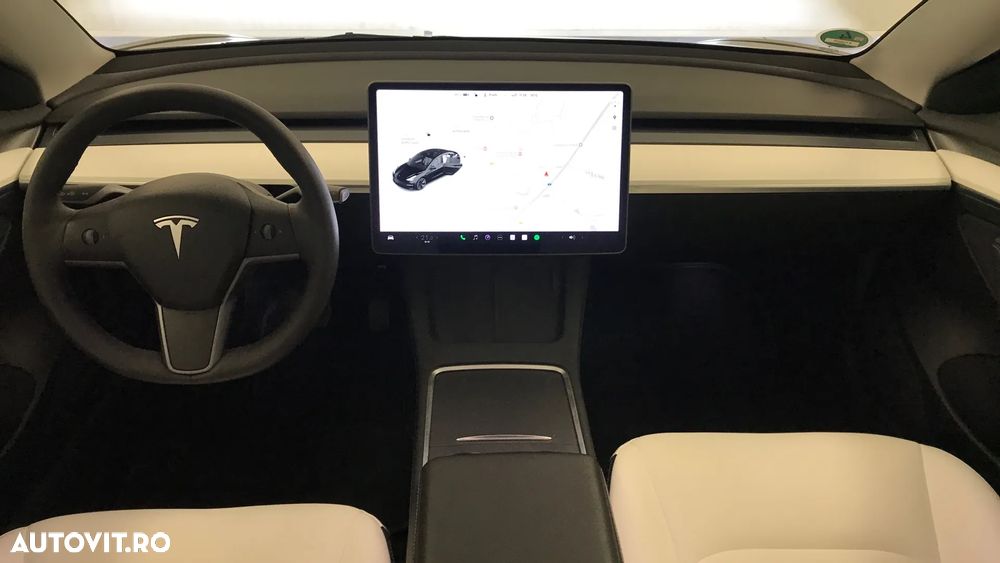 Tesla Model 3 AWD Long Range - 8