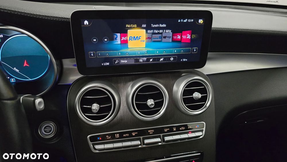 Mercedes-Benz GLC 300 de 4Matic 9G-TRONIC AMG Line Plus - 26