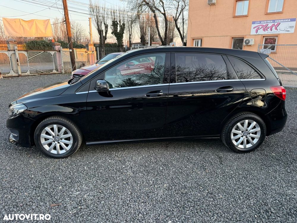 Mercedes-Benz B 180 d 7G-DCT - 5