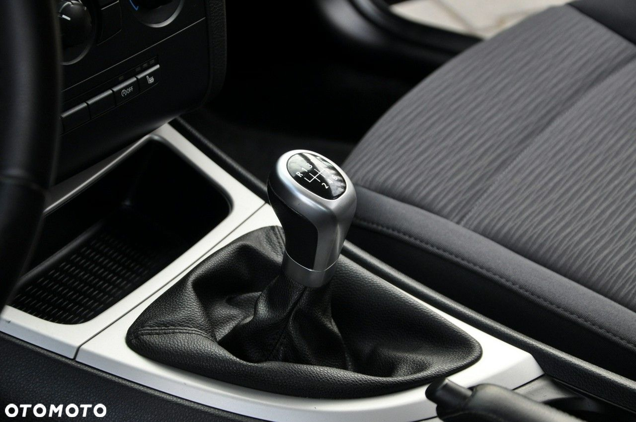 BMW Seria 1 - 33