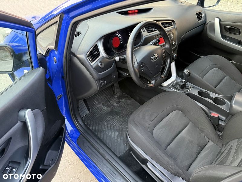 Kia Ceed 1.4 CRDi 90 Edition 7 - 10