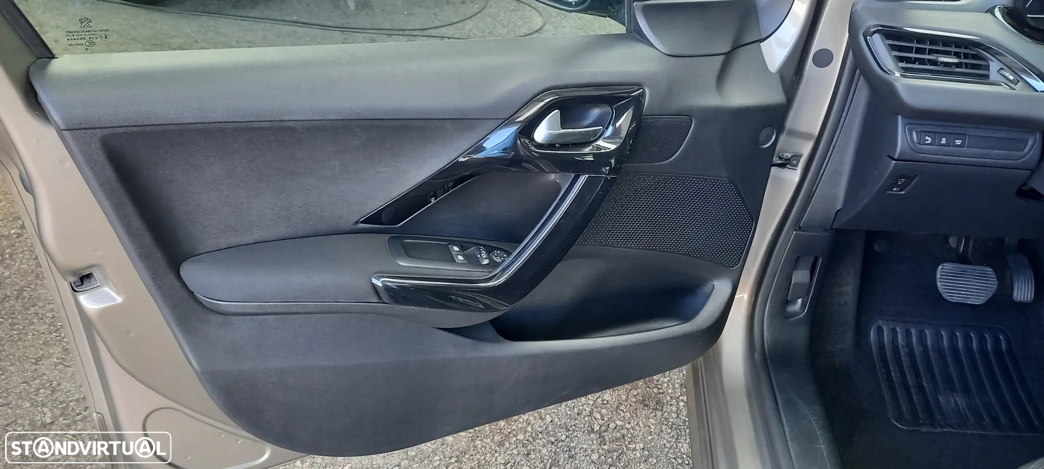 Peugeot 208 e-HDi 68 EGS5 Stop&Start Active - 7