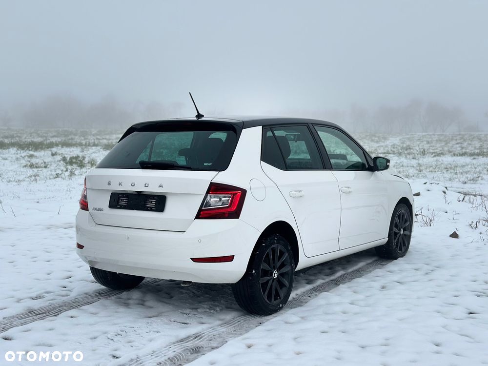 Skoda Fabia 1.0 Style Color - 17