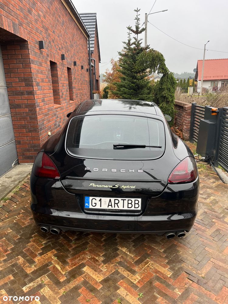 Porsche Panamera - 6