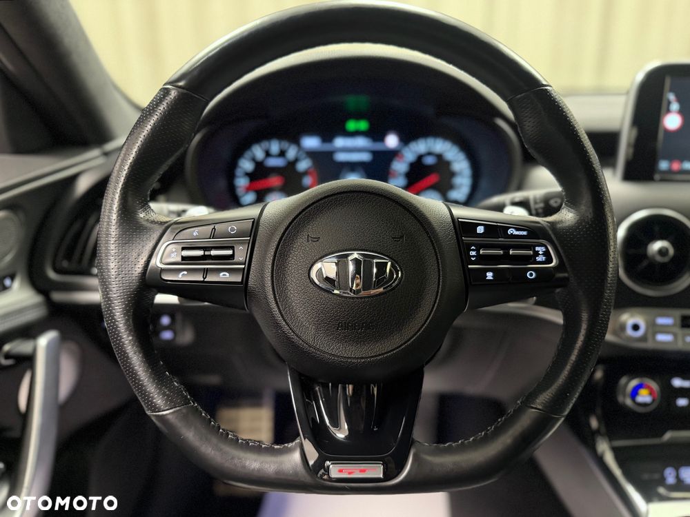 Kia Stinger 3.3 T-GDI V6 GT AWD - 9