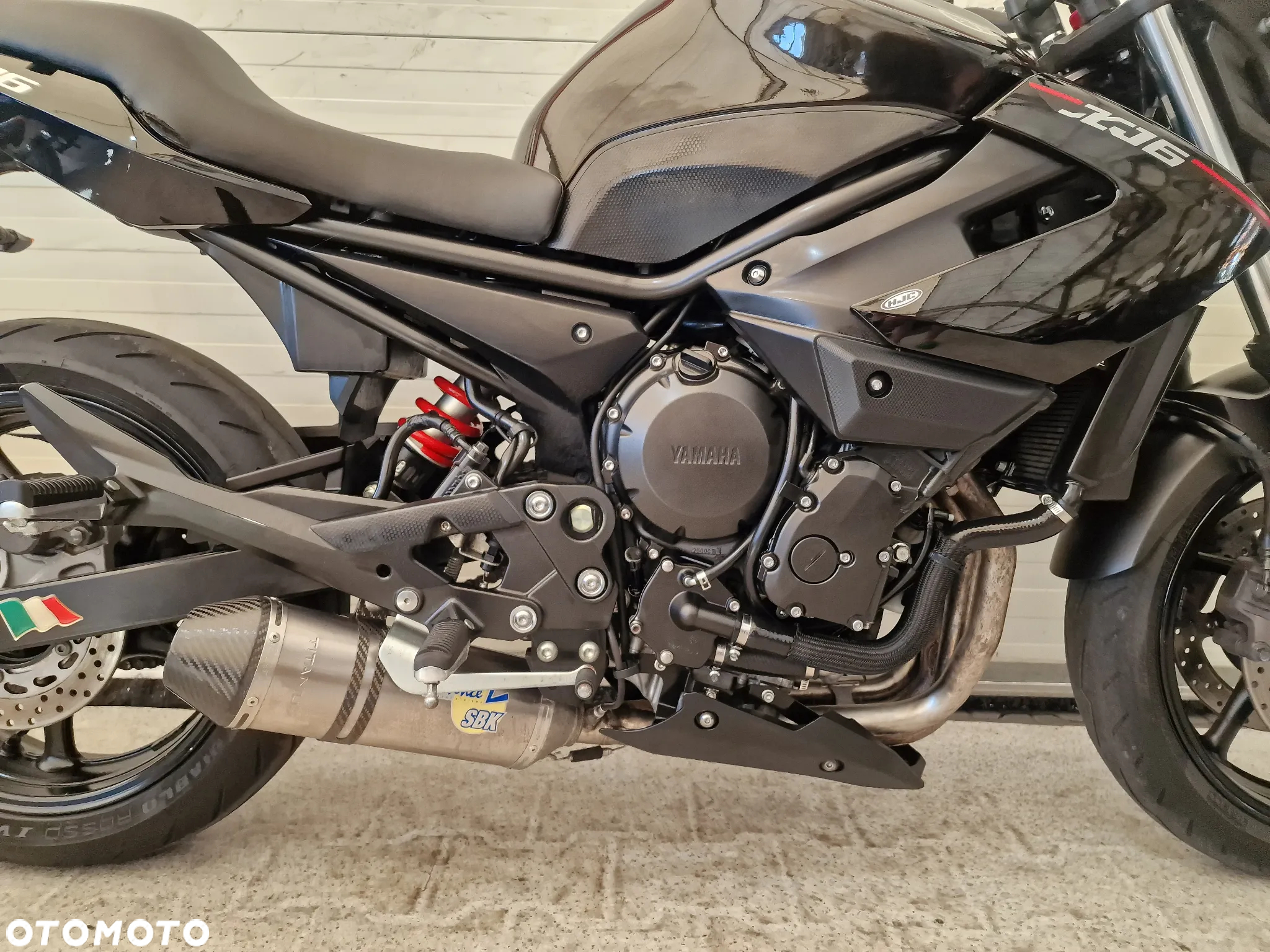 Yamaha XJ - 22
