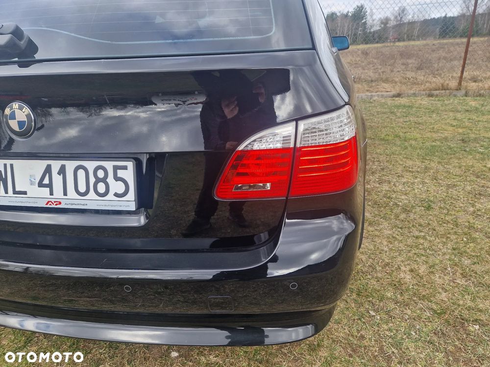 BMW Seria 5 525d - 21