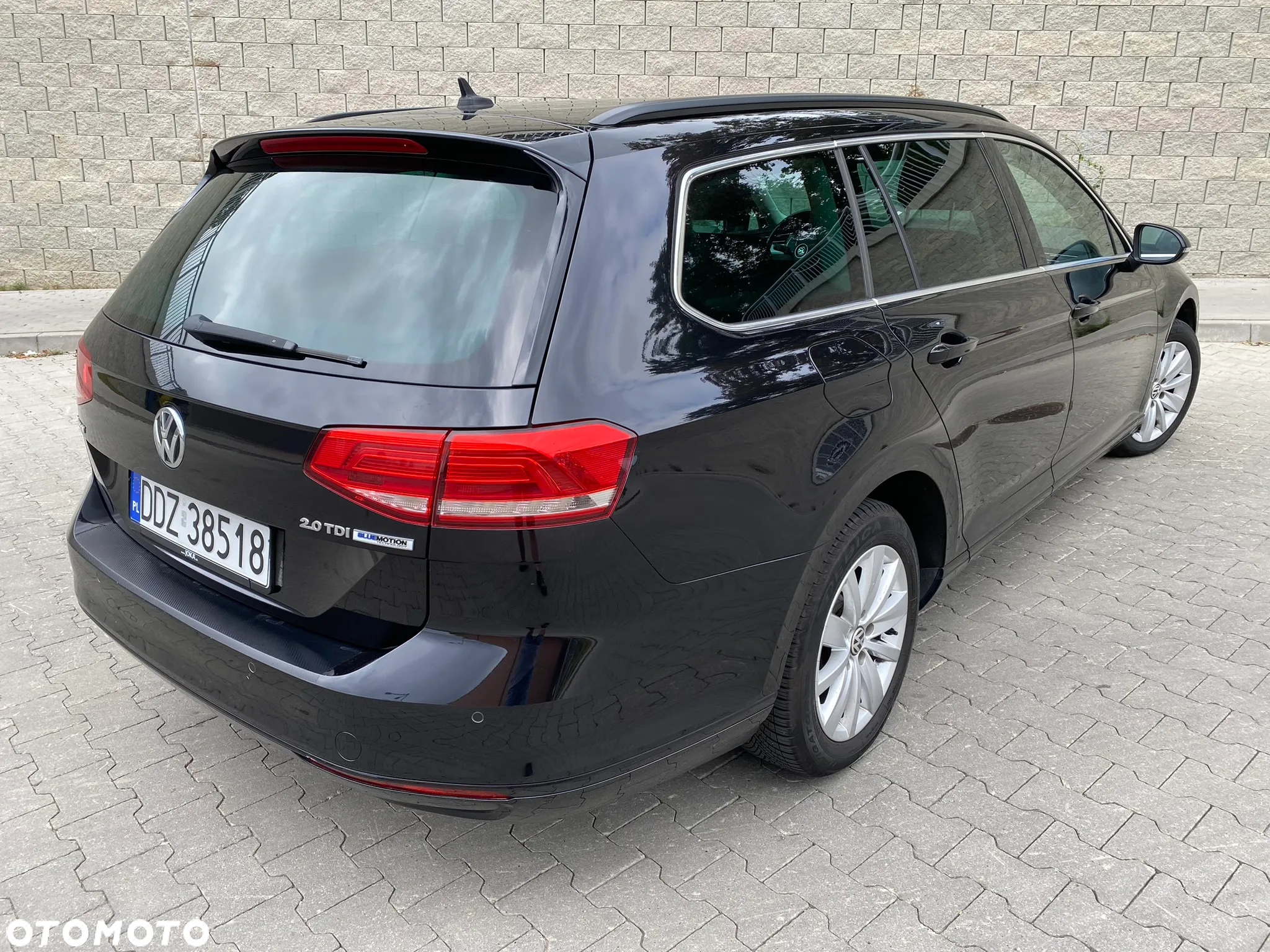 Volkswagen Passat 2.0 TDI BMT Comfortline - 8