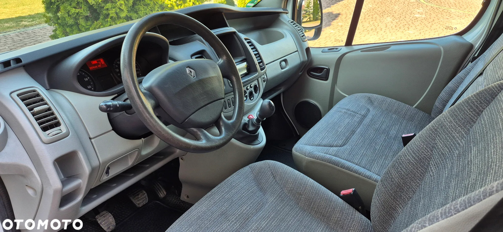 Renault Trafic - 7