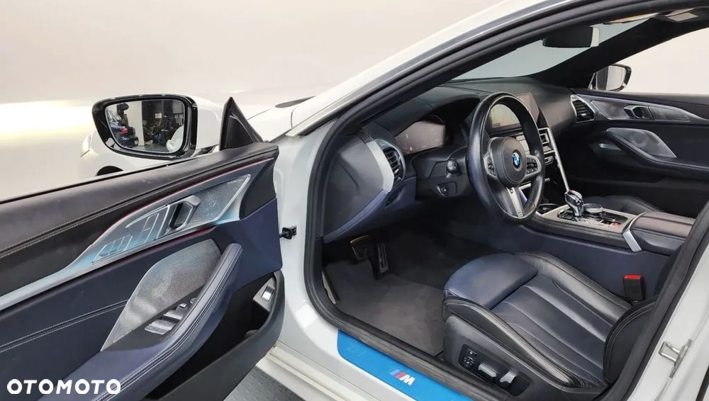 BMW Seria 8 840i xDrive - 10