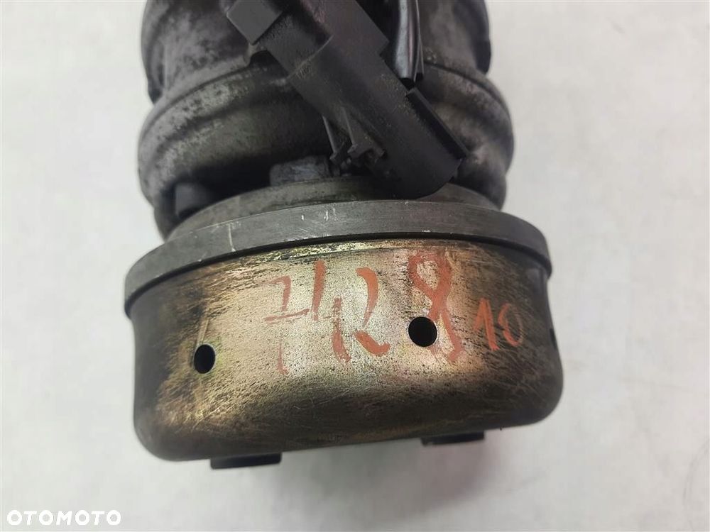 Sprężarka klimatyzacji Chrysler Voyager III 1995-2000 2,5 D 4472005133 2PIN - 6