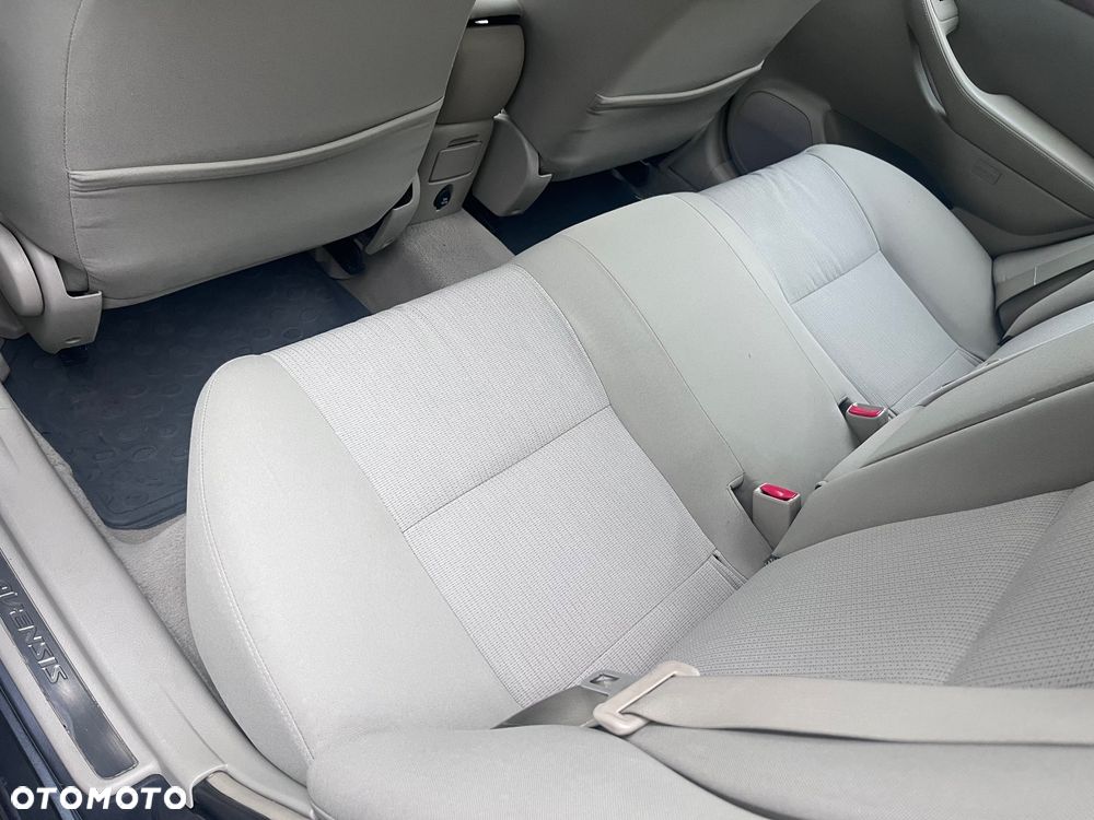 Toyota Avensis 2.2 D-4D Prestige NAVI - 17
